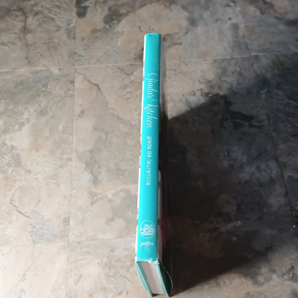 Giada's Kitchen Cookbook Hardback